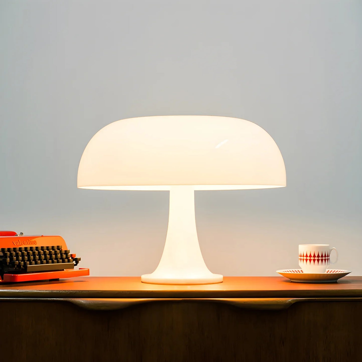 Classic Mushroom Table Lamp in Modern Bauhaus Style