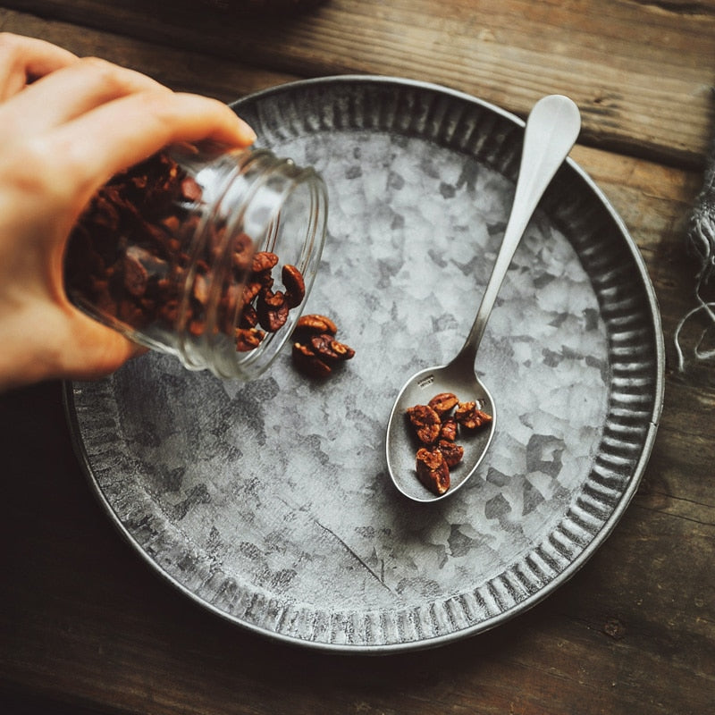 Circlyn Retro Metal Serving Tray