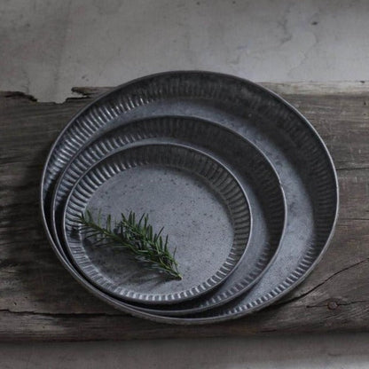 Circlyn Retro Metal Serving Tray