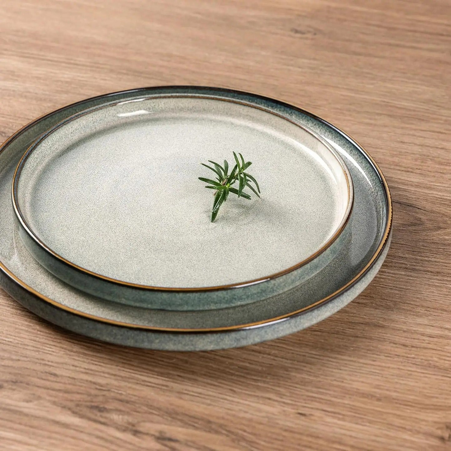 Reaktiv Ceramic 18-Piece Stoneware Dinnerware Set for 6