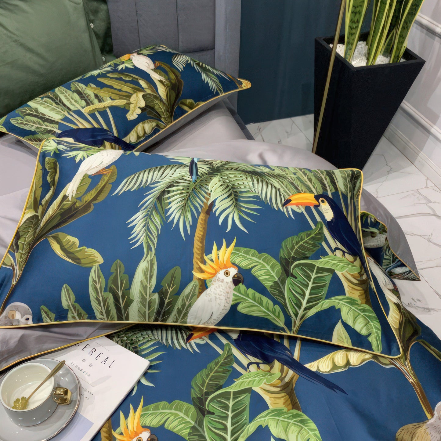 Tucano Green Tropical Bird Duvet Cover Set
